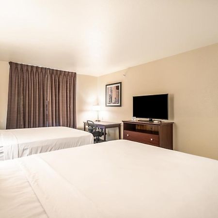 Cobblestone Hotel & Suites - Newport Eksteriør bilde