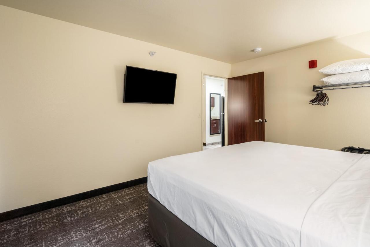 Cobblestone Hotel & Suites - Newport Eksteriør bilde